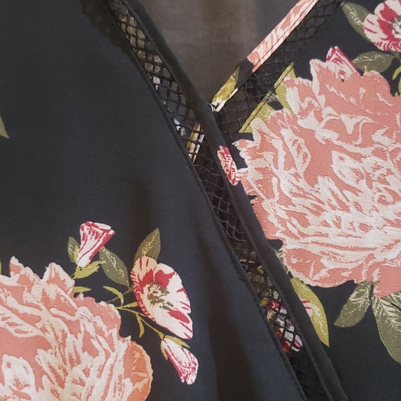 Dress - Picture 4 of 5